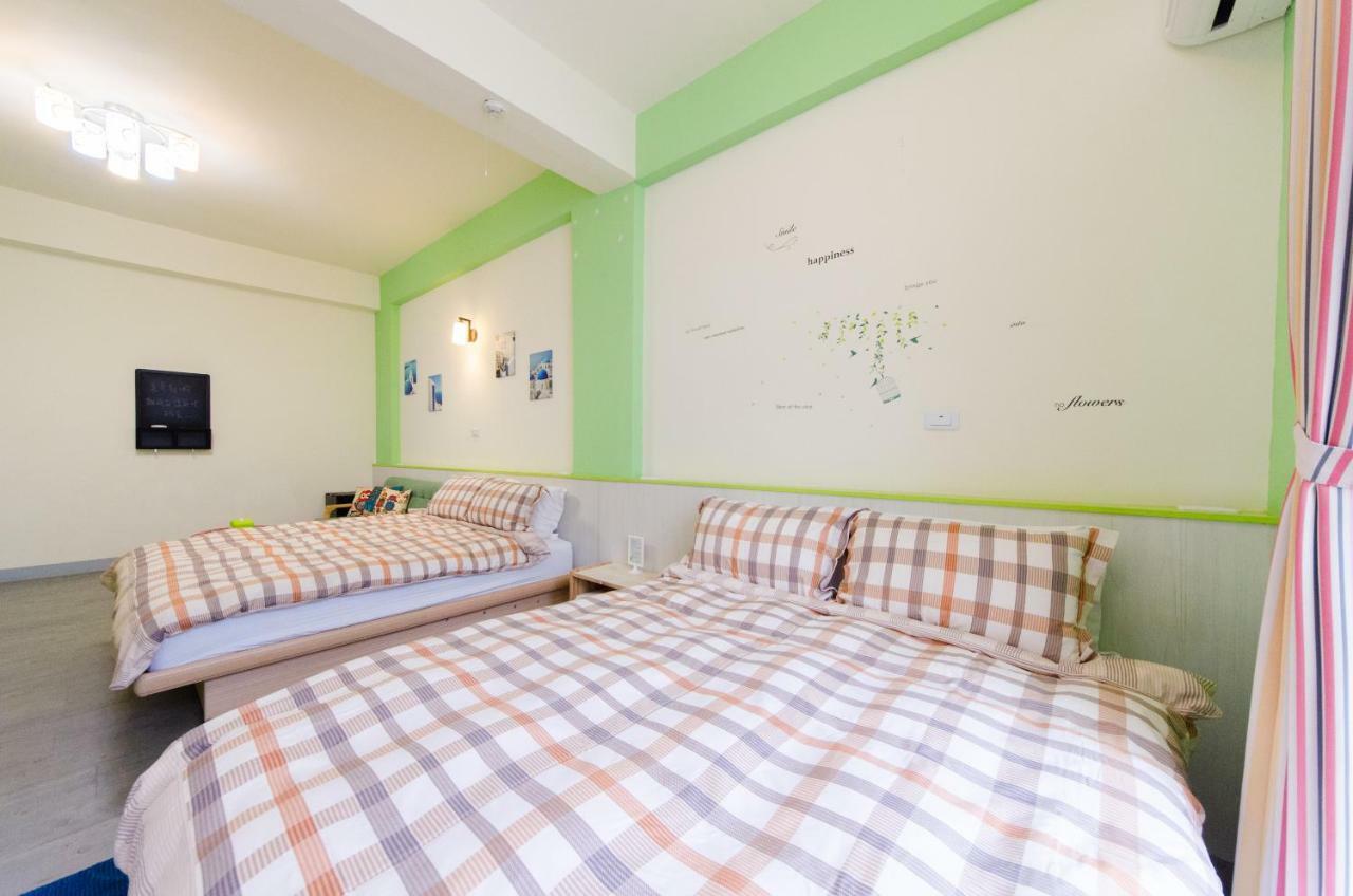Beautiful Dream Tainan Homestay Luaran gambar