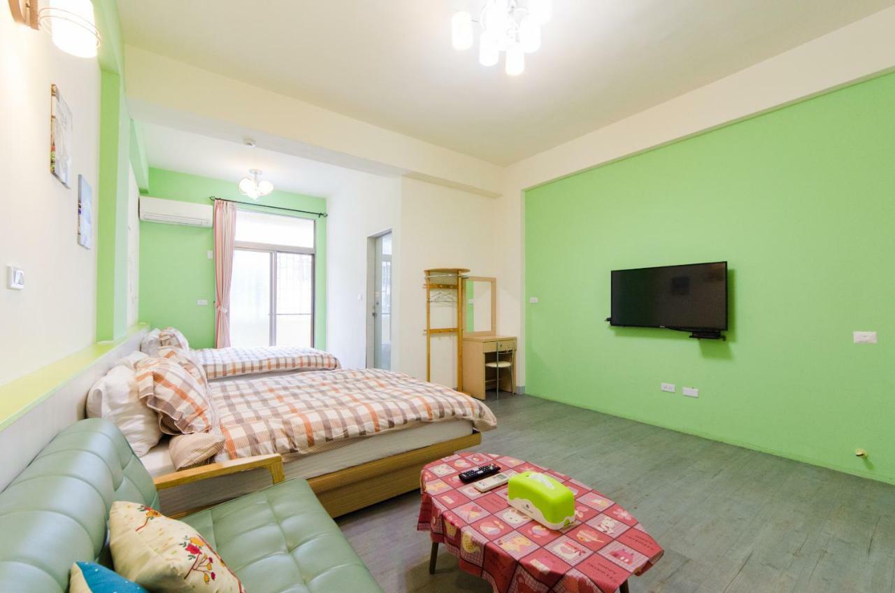 Beautiful Dream Tainan Homestay Luaran gambar